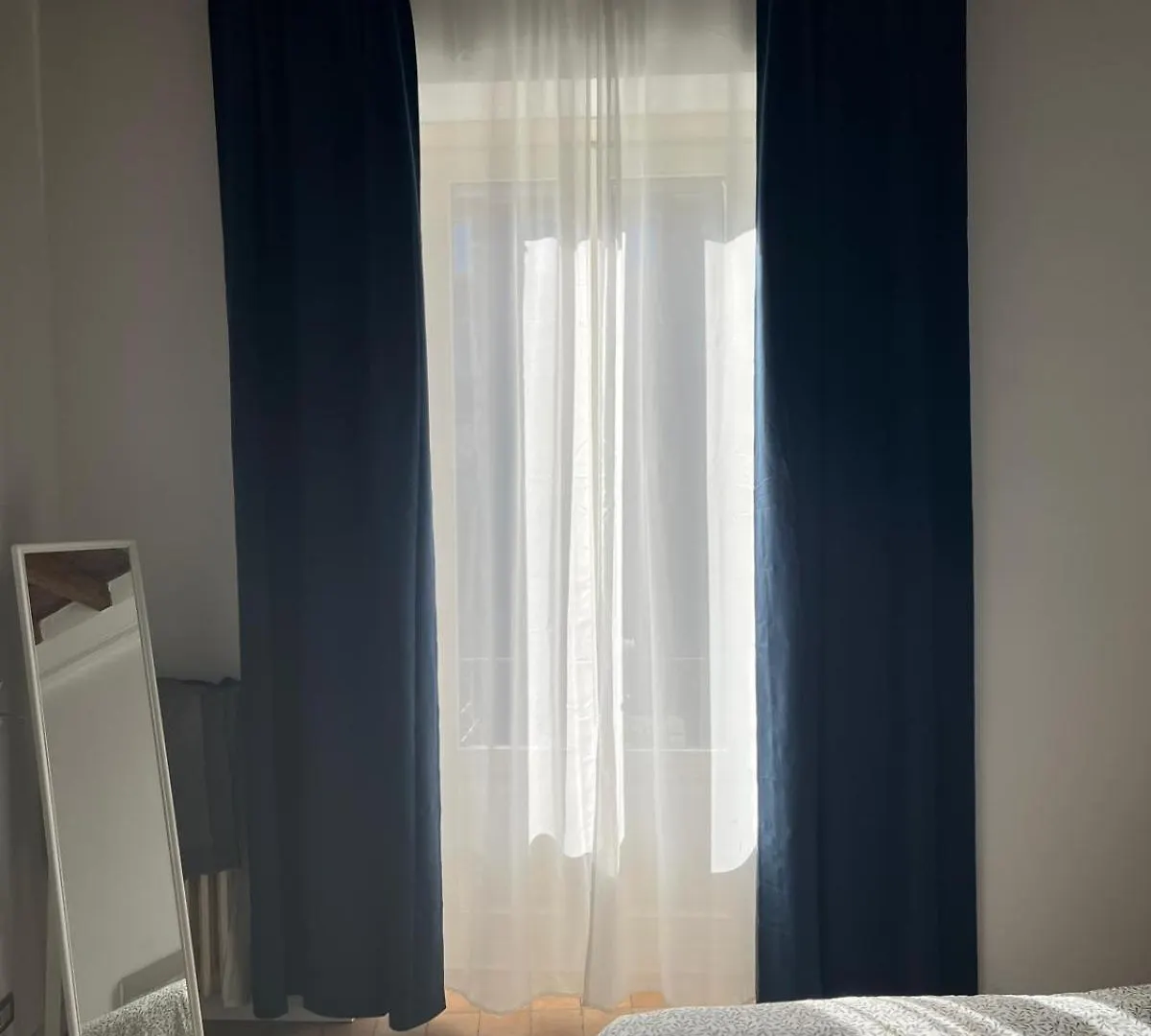 Navigli Darsena - Luxury Apartment With Balcony Milan